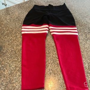 Bombshell Leggings Medium Hi-Rise Sock Legging